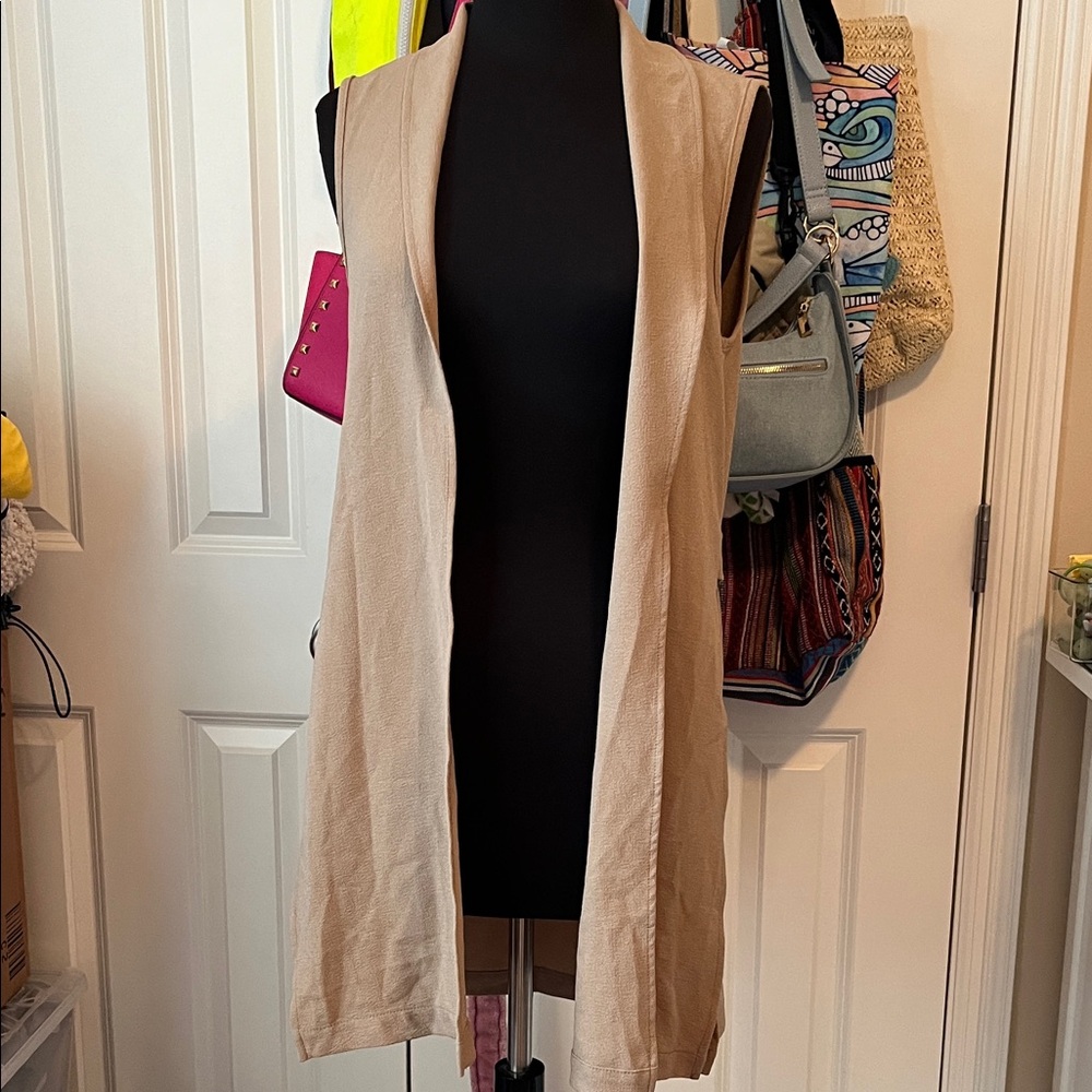 Sleeveless Open Front Long Vest in Beige